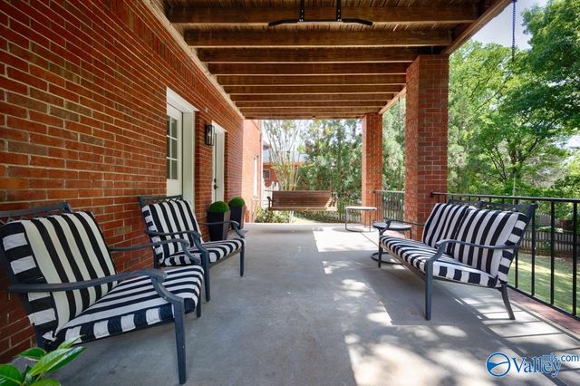 2123 Greenslope Trail NE, Huntsville, AL 35811