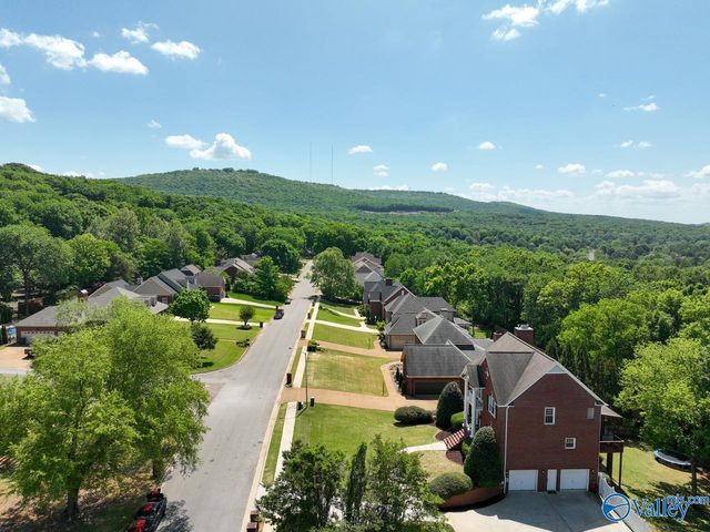 2123 Greenslope Trail NE, Huntsville, AL 35811