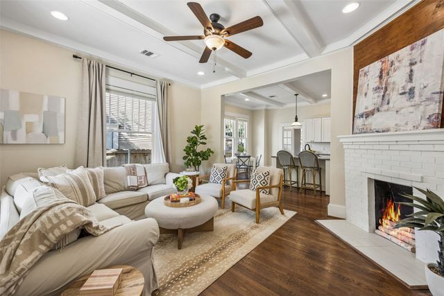 214 S Montclair Avenue, Dallas, TX 75208