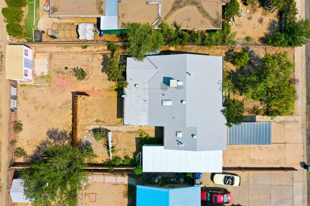 935 Manzano Street NE, Albuquerque, NM 87110