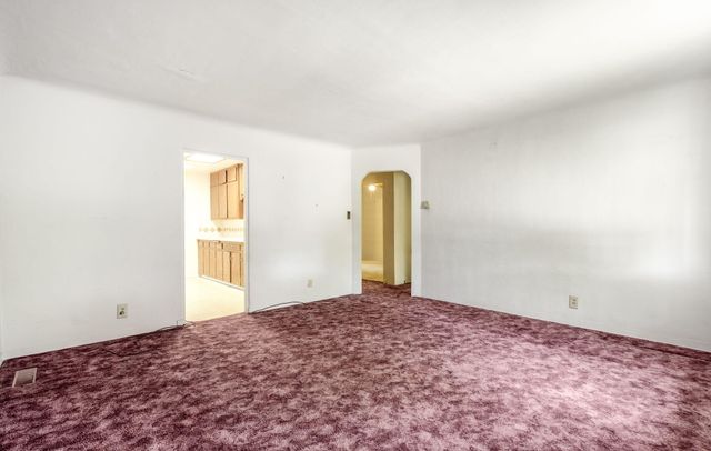 935 Manzano Street NE, Albuquerque, NM 87110