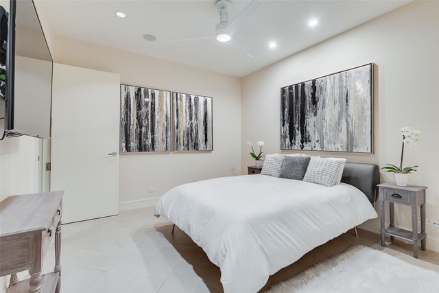 2408 Victory Park Lane 1233, Dallas, TX 75219