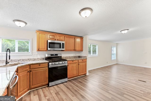 239 Dogwood Acres, Macon, GA 31217