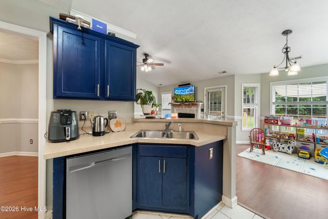 183 Bridlewood Drive, Jacksonville, NC 28540