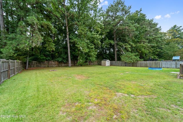 183 Bridlewood Drive, Jacksonville, NC 28540