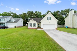 183 Bridlewood Drive, Jacksonville, NC 28540