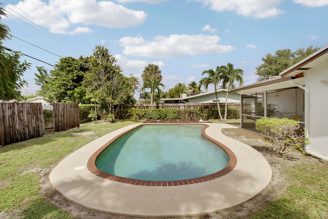 313 BALSAM Street, Palm Beach Gardens, FL 33410