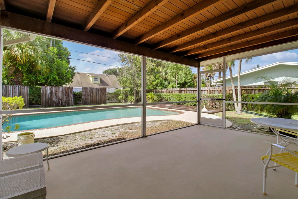 313 BALSAM Street, Palm Beach Gardens, FL 33410