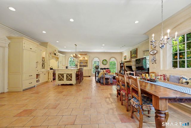 21 Compo Parkway, Westport, CT 06880