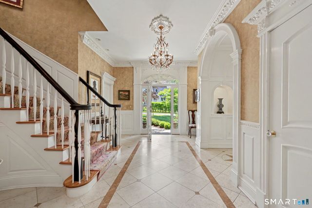 21 Compo Parkway, Westport, CT 06880
