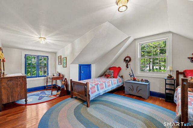 21 Compo Parkway, Westport, CT 06880