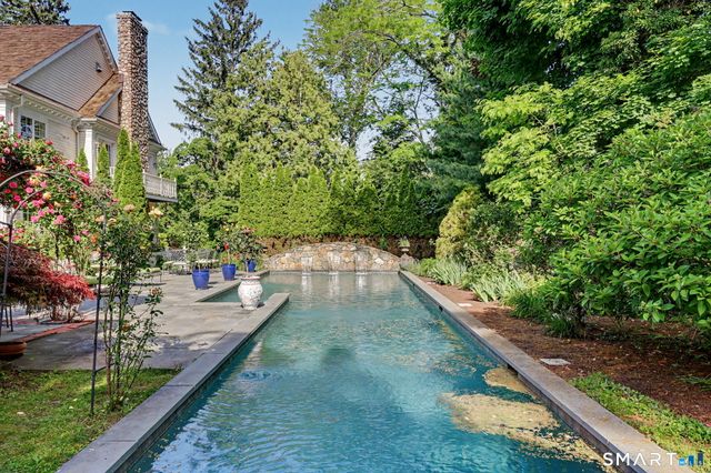21 Compo Parkway, Westport, CT 06880
