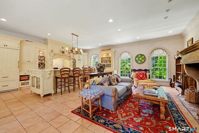 21 Compo Parkway, Westport, CT 06880