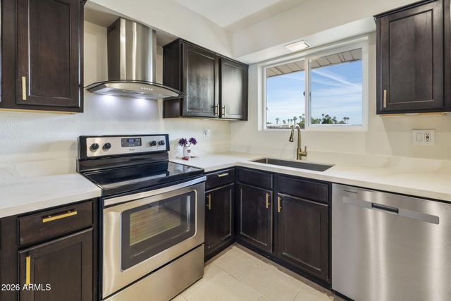 10037 N BALBOA Drive, Sun City, AZ 85351