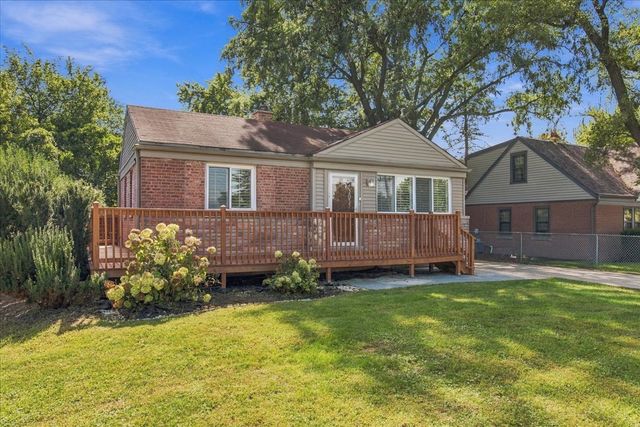 2037 E Touhy Avenue, Des Plaines, IL 60018