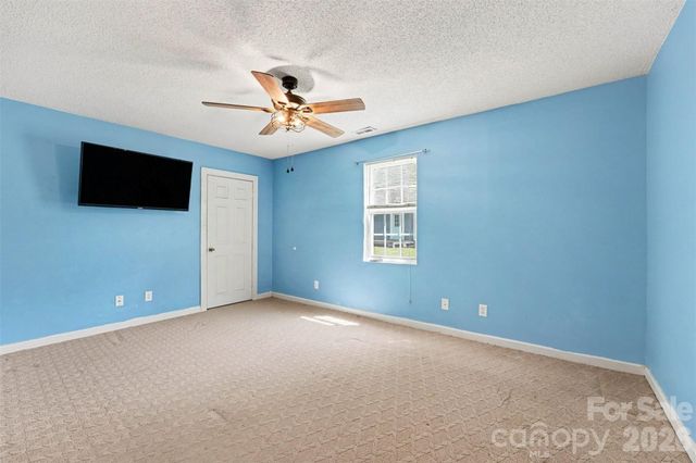 1911 Central Drive, Kannapolis, NC 28083
