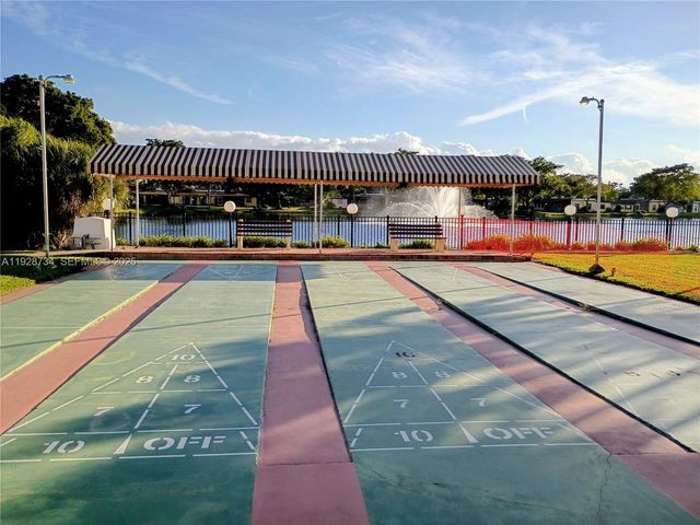 151 Berkley Rd 308, Hollywood, FL 33024