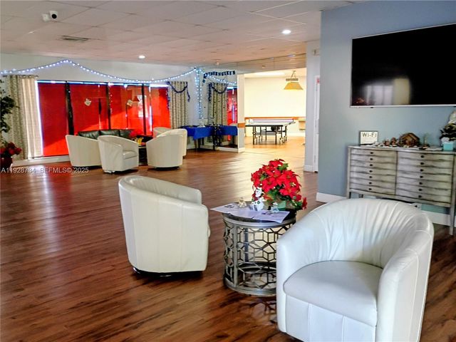 151 Berkley Rd 308, Hollywood, FL 33024