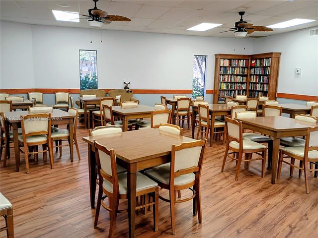 151 Berkley Rd 308, Hollywood, FL 33024