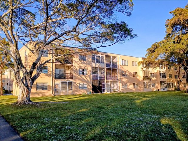 151 Berkley Rd 308, Hollywood, FL 33024