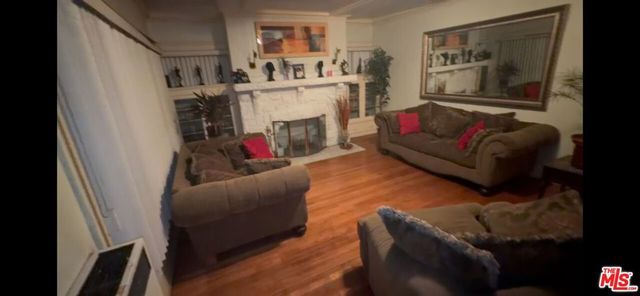 4811 S Gramercy Place, Los Angeles, CA 90062