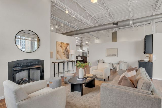 309 Church St Apt 602, Nashville, TN 37201