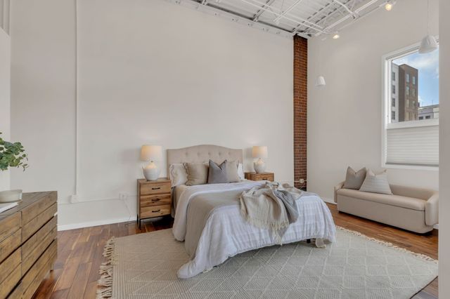 309 Church St Apt 602, Nashville, TN 37201