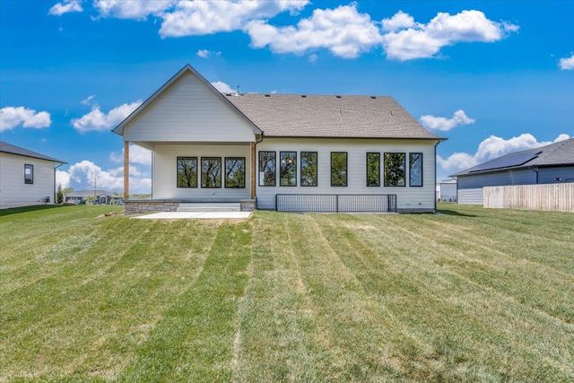 264 S Ciderbluff Cir, Wichita, KS 67052