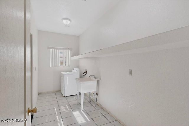 9044 Roswell Road, Mesilla Park, NM 88047