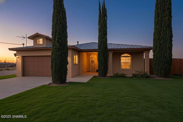 9044 Roswell Road, Mesilla Park, NM 88047