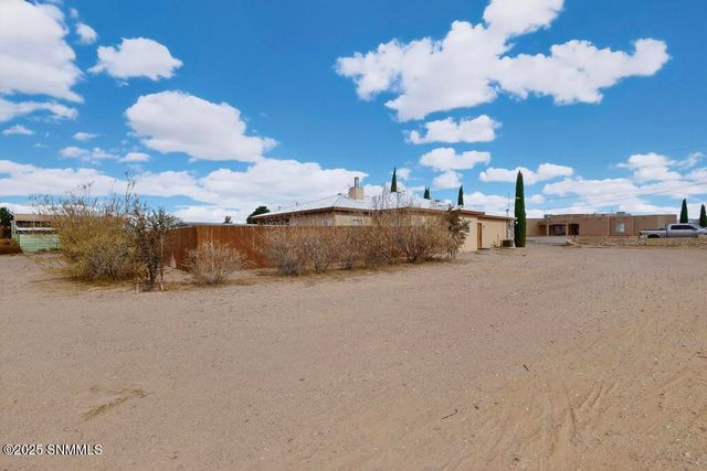 9044 Roswell Road, Mesilla Park, NM 88047