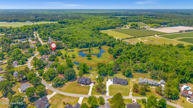 201 Winding Creek Road, Rocky Point, NC 28457