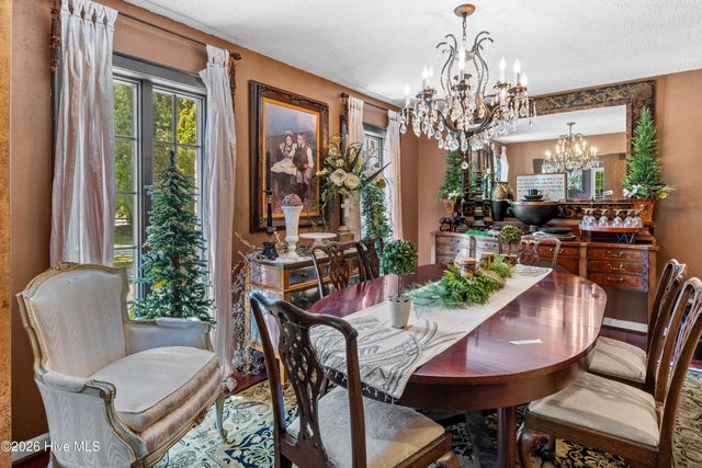 201 Winding Creek Road, Rocky Point, NC 28457