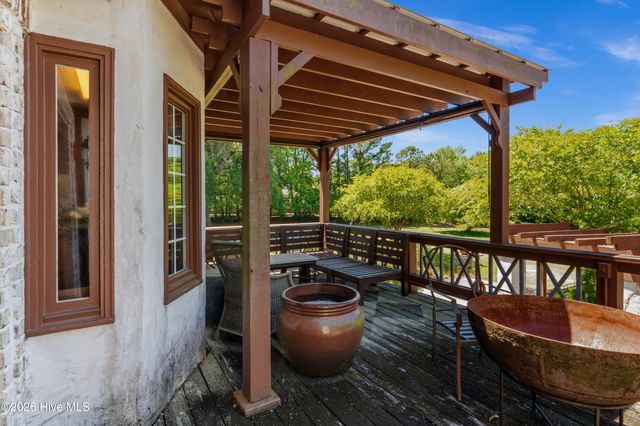 201 Winding Creek Road, Rocky Point, NC 28457