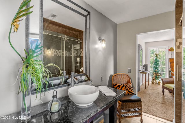 201 Winding Creek Road, Rocky Point, NC 28457