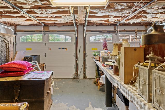 201 Winding Creek Road, Rocky Point, NC 28457