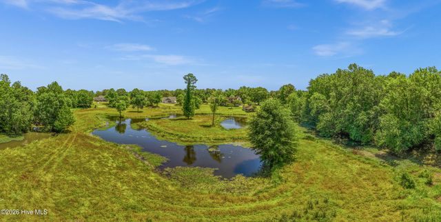 201 Winding Creek Road, Rocky Point, NC 28457