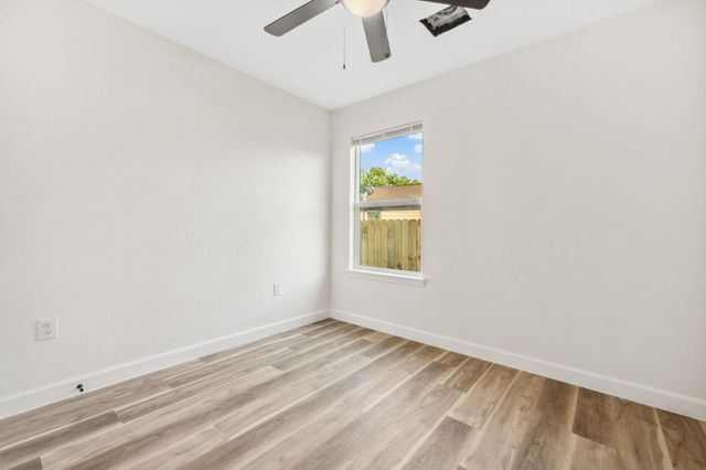 6321 Joe Louis Lane, Houston, TX 77091