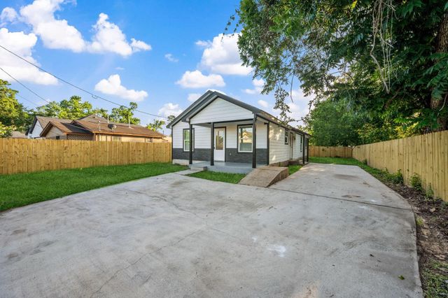 6321 Joe Louis Lane, Houston, TX 77091