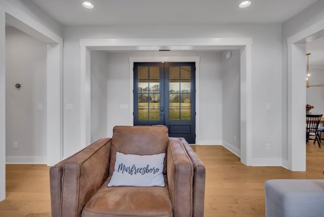 400 Rucker Rd, Murfreesboro, TN 37127