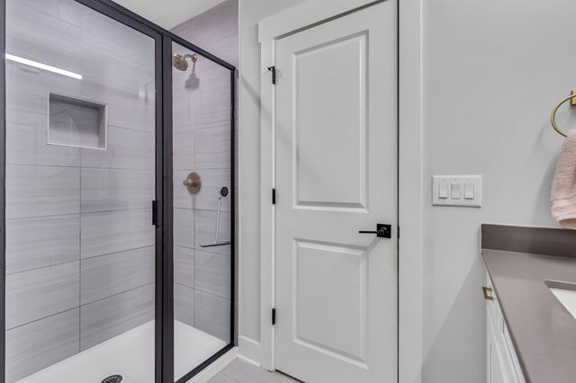 400 Rucker Rd, Murfreesboro, TN 37127