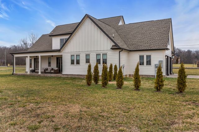 400 Rucker Rd, Murfreesboro, TN 37127