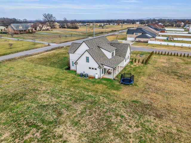 400 Rucker Rd, Murfreesboro, TN 37127