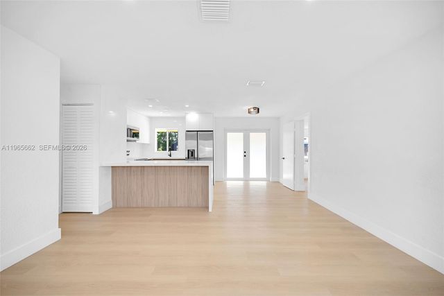 1370 NW 173rd Ter, Miami Gardens, FL 33169