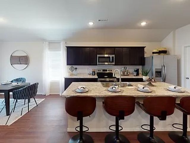 2713 Young Street, Pea Ridge, AR 72751