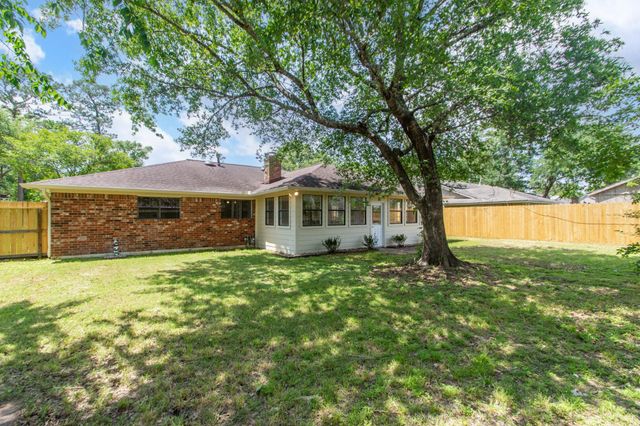 5106 Timber Ridge Street, Baytown, TX 77521