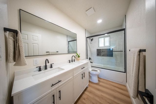 608 W Gettysburg Avenue, Clovis, CA 93612