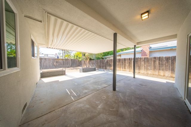 608 W Gettysburg Avenue, Clovis, CA 93612