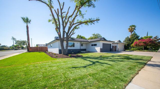 608 W Gettysburg Avenue, Clovis, CA 93612