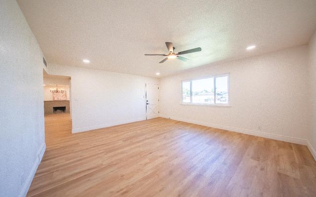 608 W Gettysburg Avenue, Clovis, CA 93612